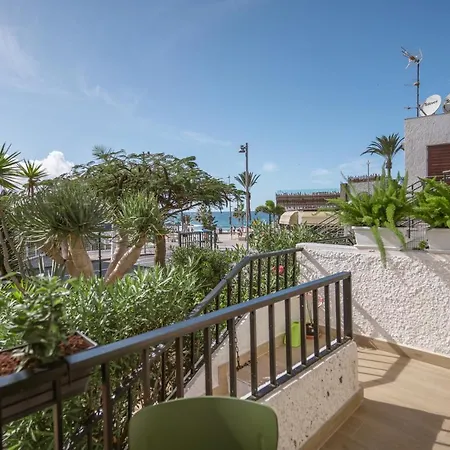The Little Jewel With Ocean View - Americas Апартаменты